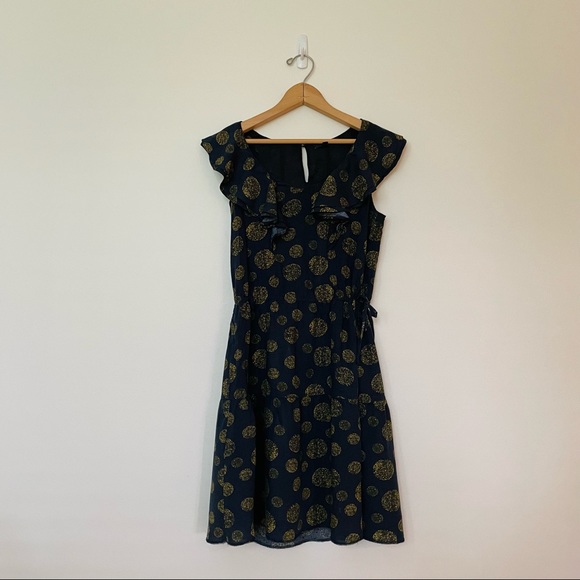 GAP Patterned Ruffled Dress - Picture 2 of 3